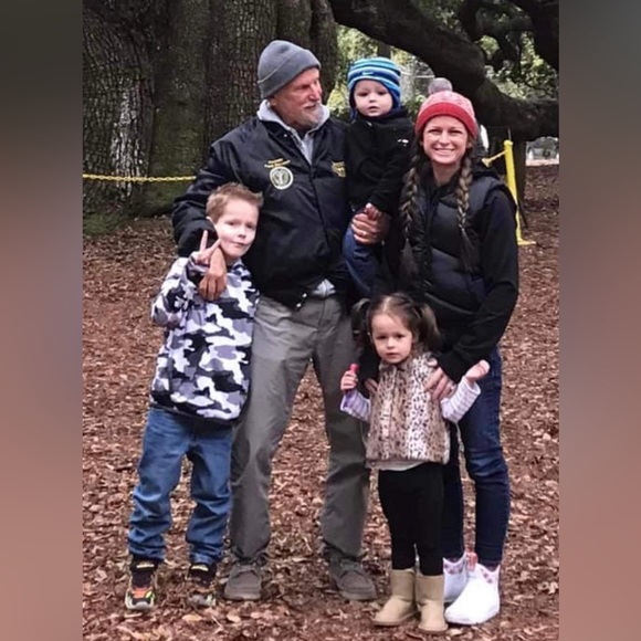 Meet your Posher, Amelia - Picture 11 of 13